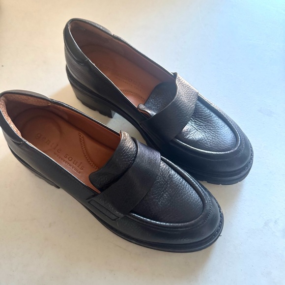 Gentle Souls Brenda Leather Chunky Platform Loafers Black Size 8 - Picture 3 of 8